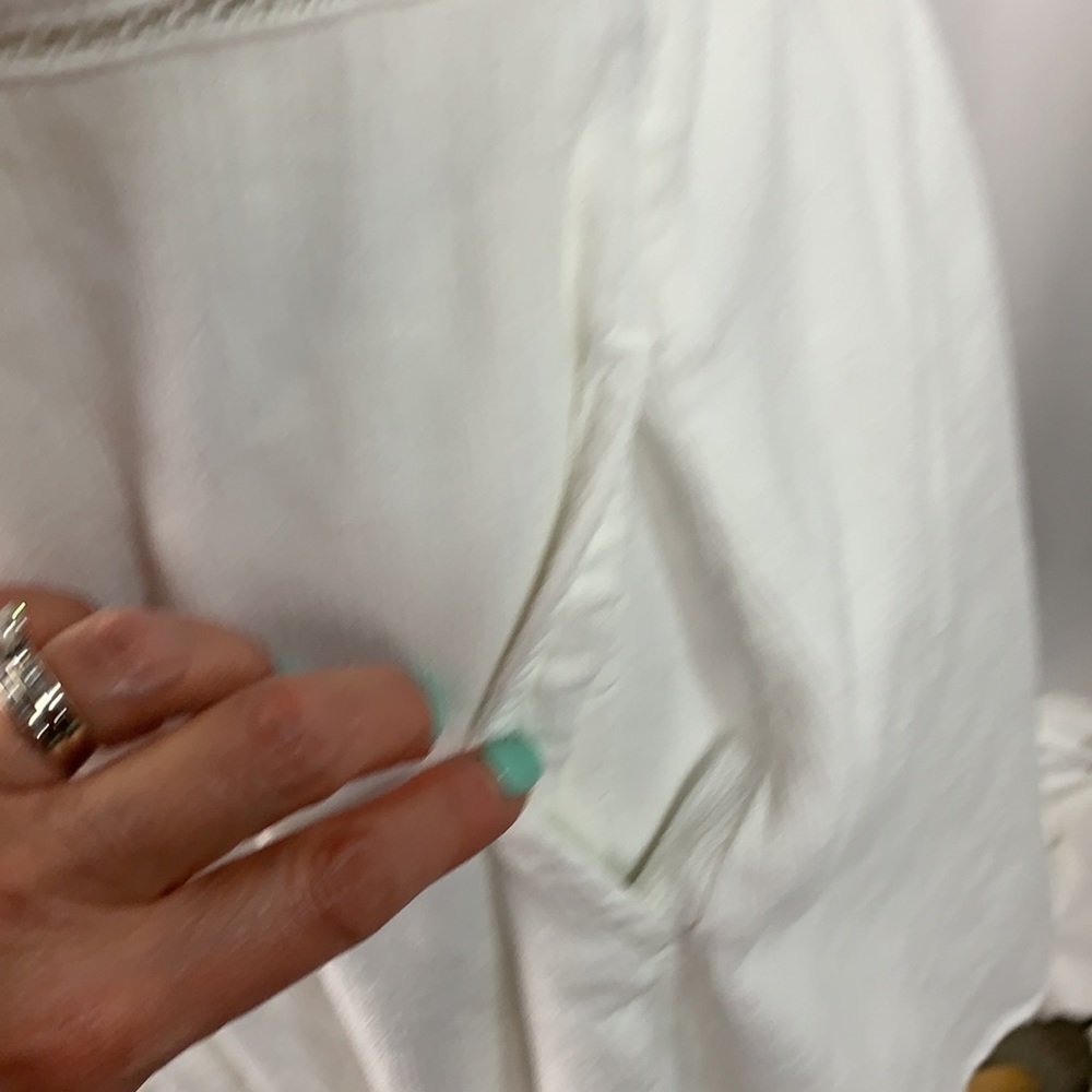 A&F White Eyelet Lined Dress with Pockets - Picture 3 of 8